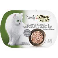 Fancy Feast Natural White Meat Chicken &amp; Flaked Tuna Wet Cat Food in Broth 98636