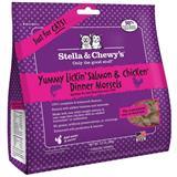 Stella &amp; Chewys&#174; Yummy Lickin&#39; Salmon &amp; Chicken™ 3.5 oz. I012092