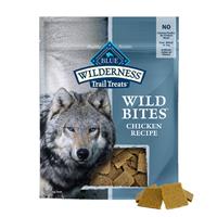 BLUE Wilderness Trail Treats&#174; Wild Bits™ Chicken 4 Oz. I007492