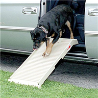 HalfSTEP ® Pet Ramp