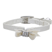 Coastal Li&lsquo;l Pals White Silk Safety Kitten Collar with Bow 3/8" x 8" I019313